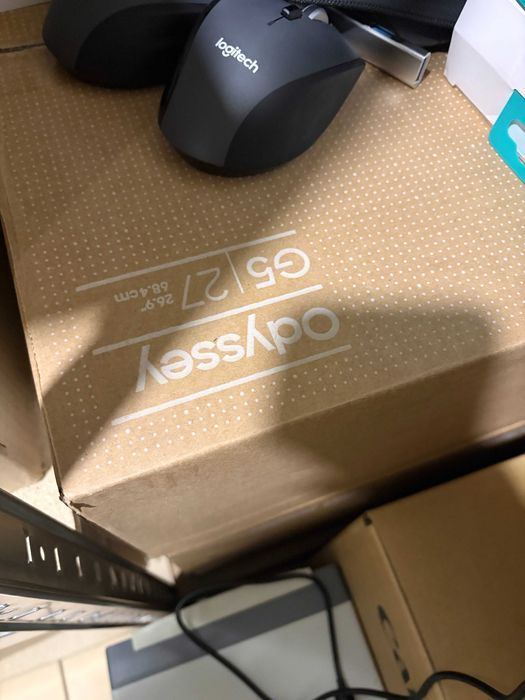 Монітор Samsung Odyssey G5 (LS27CG550)