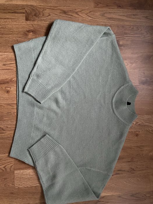Sweter damski firmy H&M w kolorze jasnej mięty rozmiar S