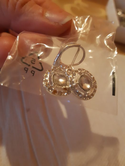 Kolczyki z avon, nowe