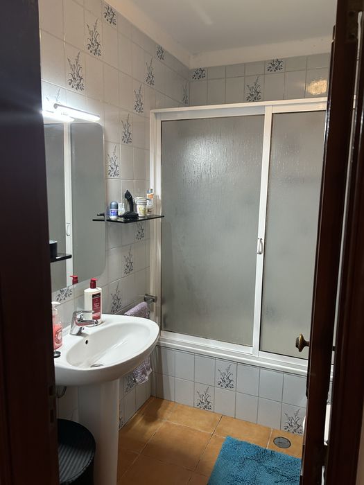 Quarto com varanda privada no centro de Olhão | 340€/MÊS