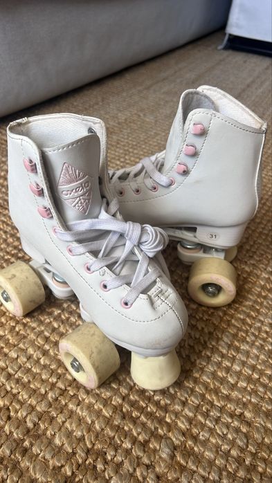 Patins 4 rodas Tam. 31