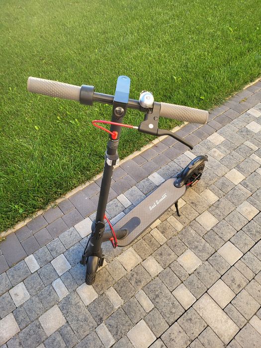 Електросамокат "Best Scooter electro".