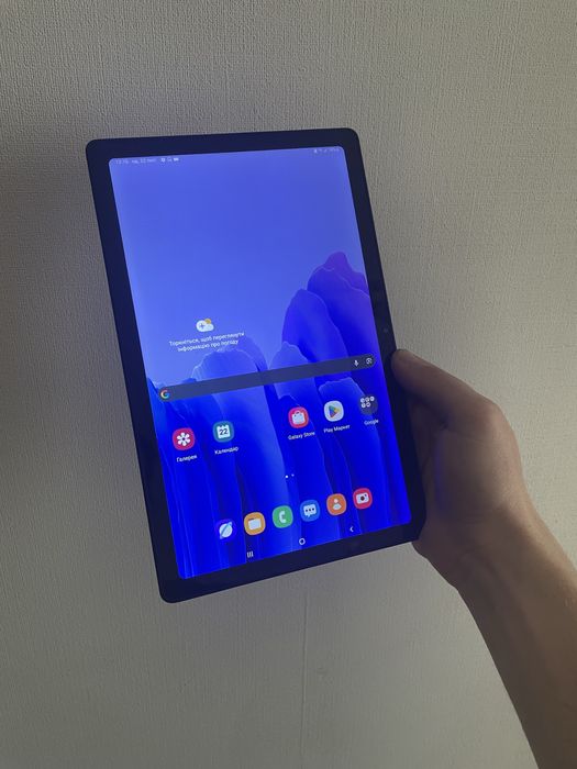 Samsung tab a7  під ремонт