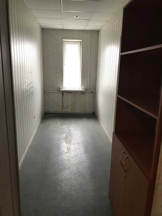 Ангар 150кв.м, високі та широкі ворота, вул. Біла