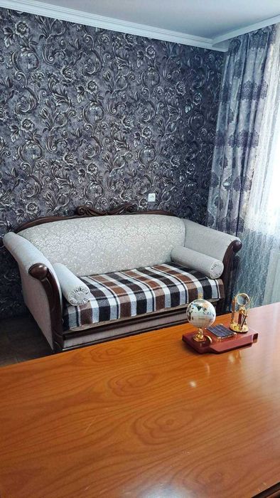 Продам 5-к квартиру, Хортицкий мкрн, пр. Юбилейный 14