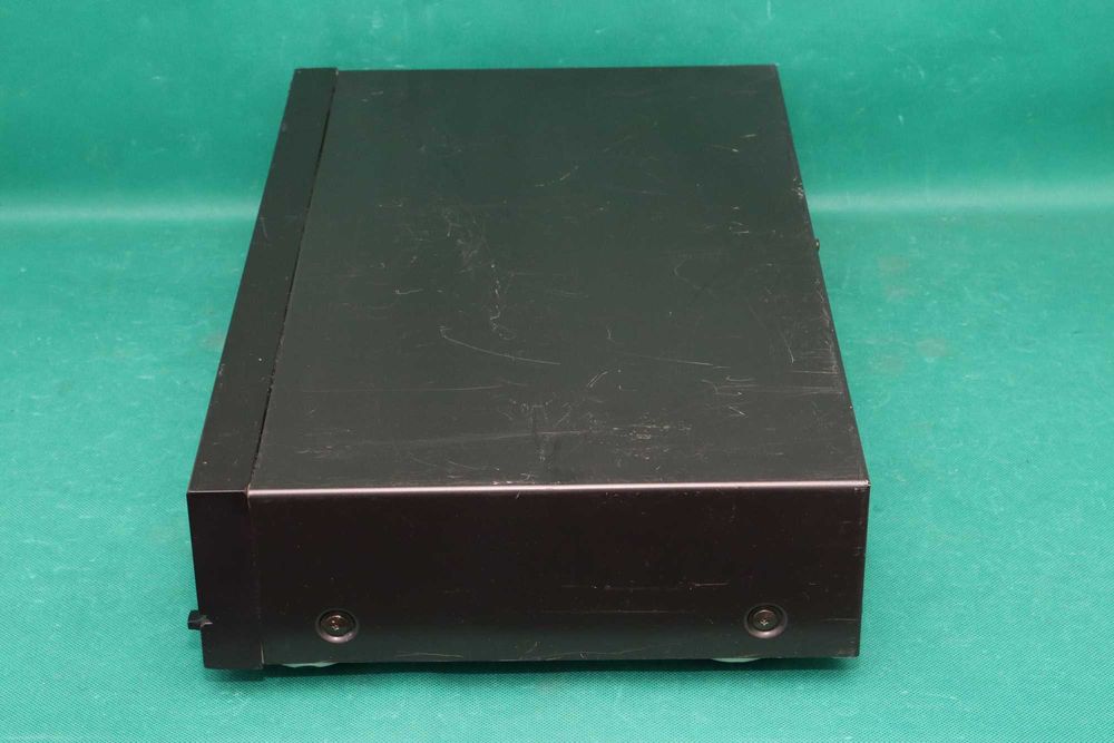 Odtwarzacz CD Technics SL-PG420A