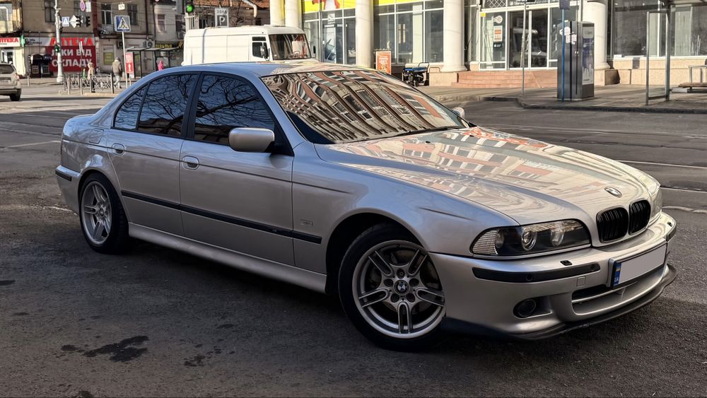 BMW E39 M tech 2001