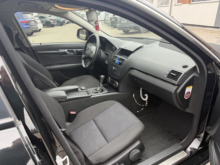 Mercedes C klasa 2007r LPG przebieg 347 tys