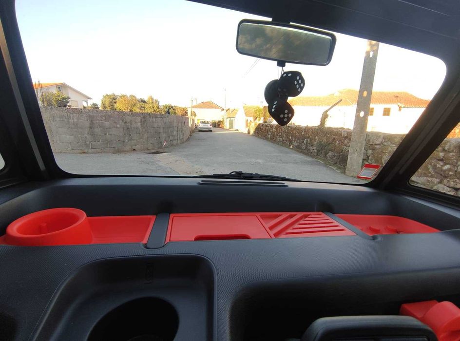 Citroen Ami Laranja elétrico