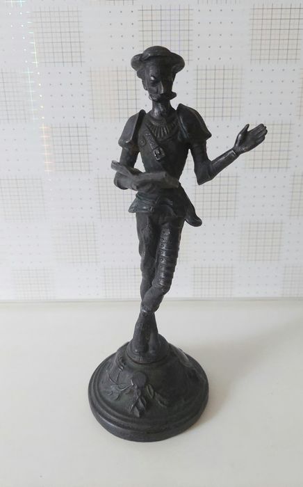 Статуэтка Дон Кихот.