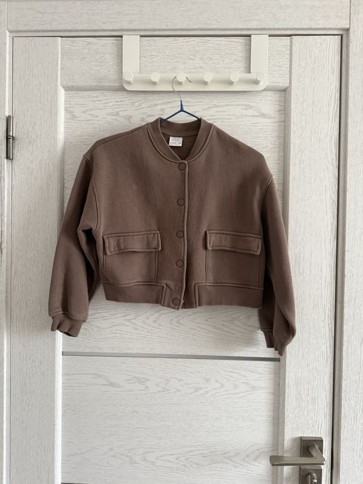 Класний бомбер Zara