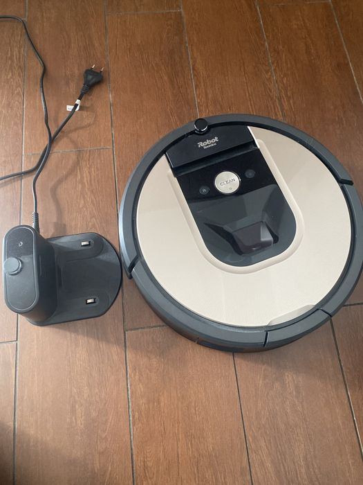 I robot Roomba sprzatajacy
