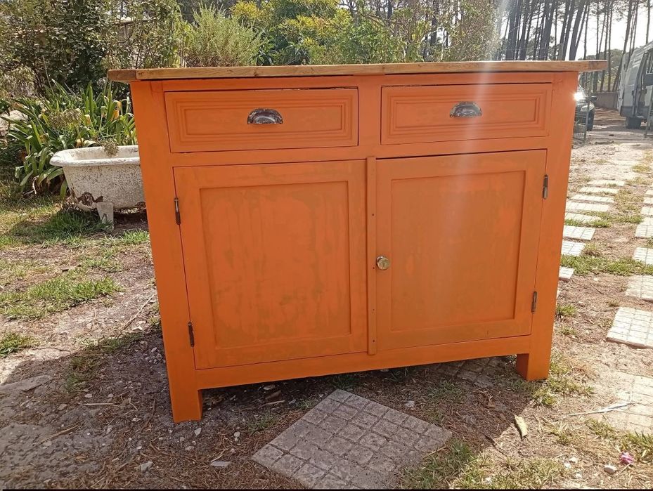 Ilha/bancada rústica