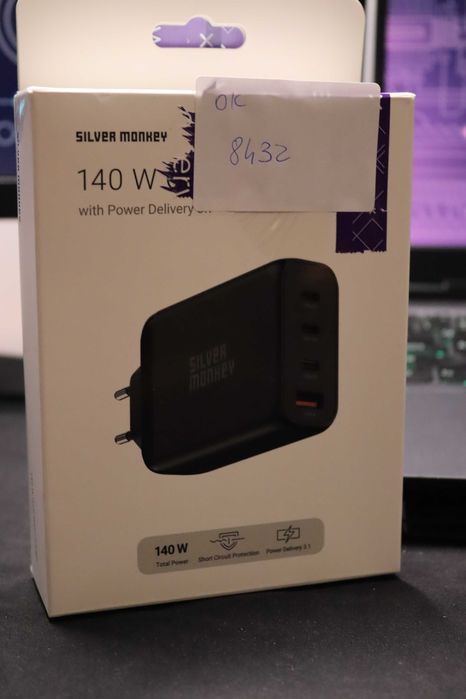 Ładowarka Silver Monkey GaN 140W 3 x USB-C +USB-A PowerDelivery 3.1 28V/5A (8432)