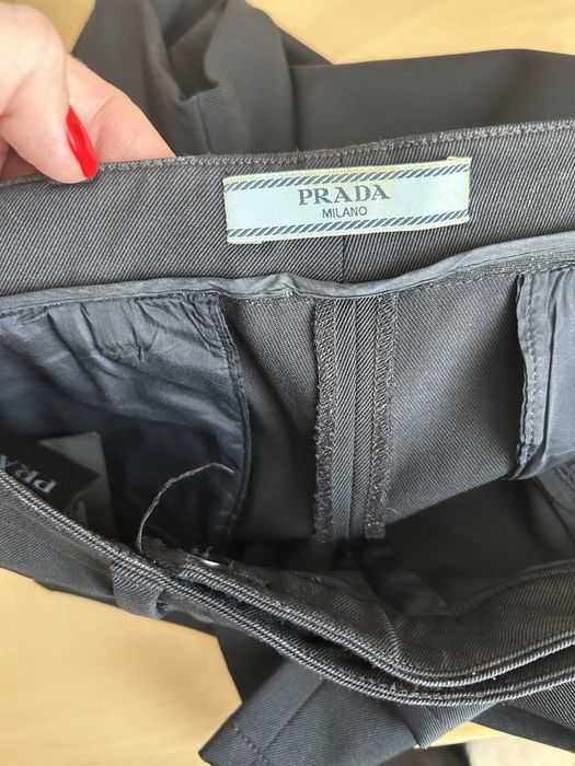 Штани жіночі Prada