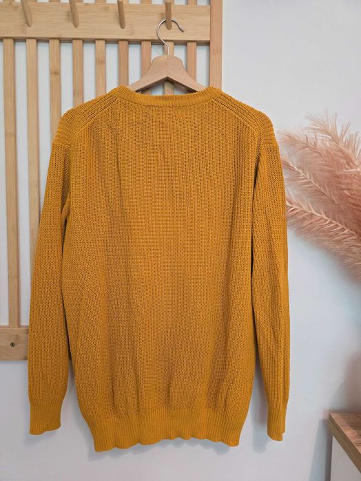 Sweter musztardowo-brązowy | Bershka