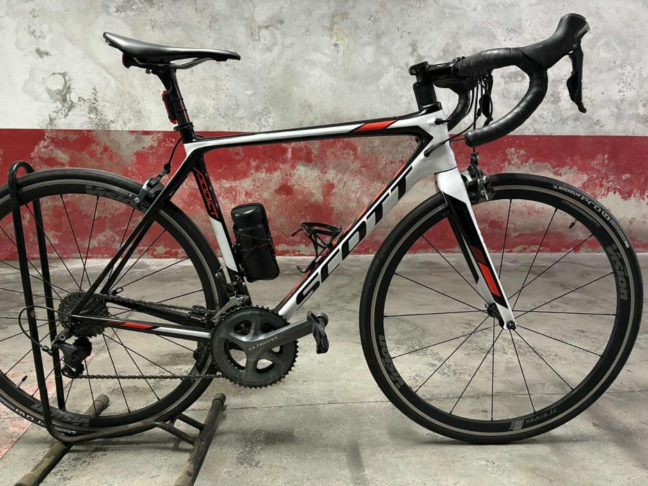 Bicicleta estrada SCOTT ADDICT 20