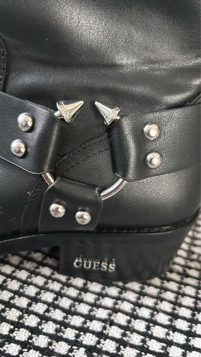 Guess kowbojki Fluvia buty rozmiar 35