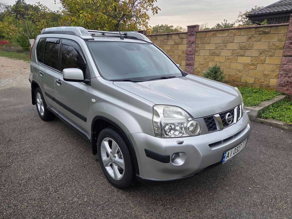 В ідеальному стані Nissan X-Trail. Не фарбований, не битий. АВТОМАТ