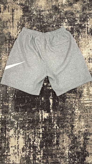 Шотры Nike big swoosh  M