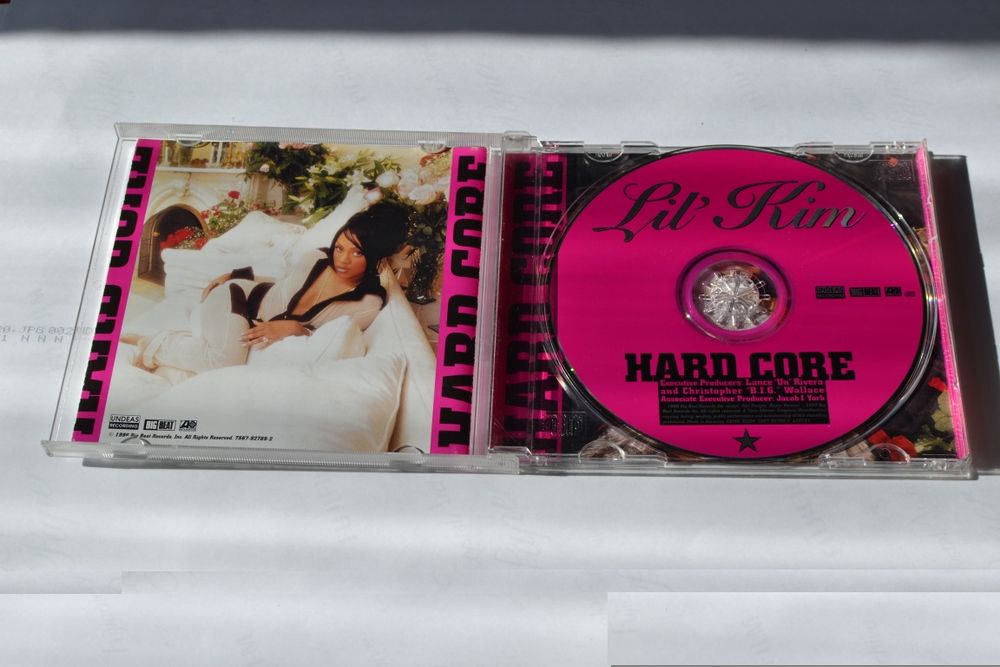 Lil' Kim "Hard core"