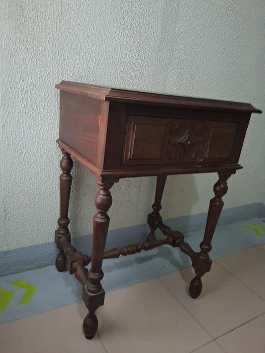 Mesa Cabeceira Alta / High Bedside Table - VINTAGE