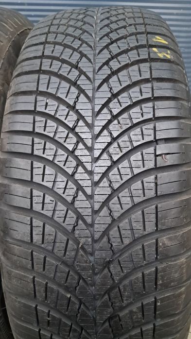 205/60R16 96V Goodyear vector4 seasons  Gen 3