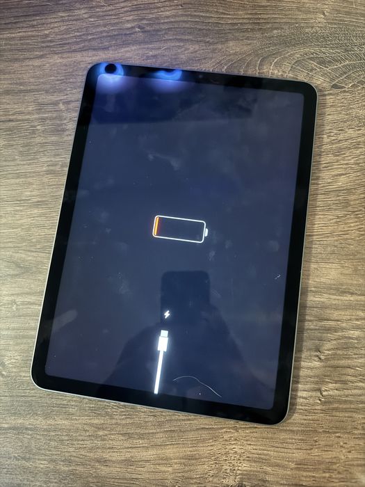 Apple Ipad Air 10.9” (2022) 5.ª geracao 64gb M1