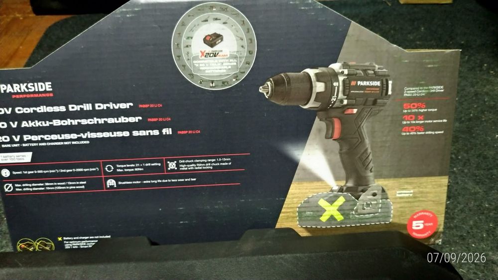 Furadora/Aparafusadora Parkside Performance 20V Brushless + Bateria 2Ah + Carregador