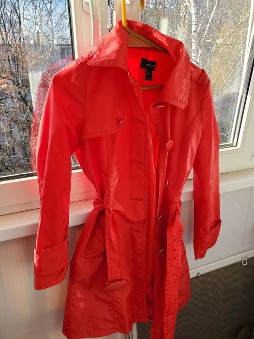 Тренч плащ червоний Mango