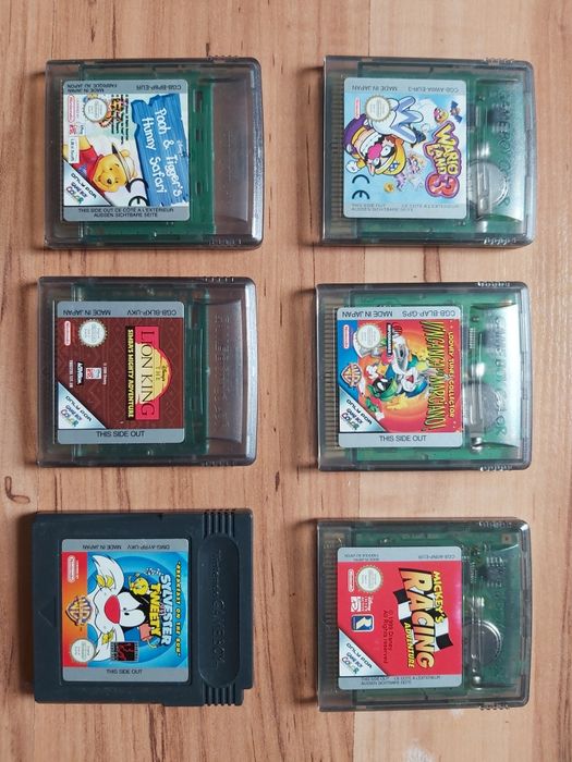 GameBoy Color com Bolsa e Jogos