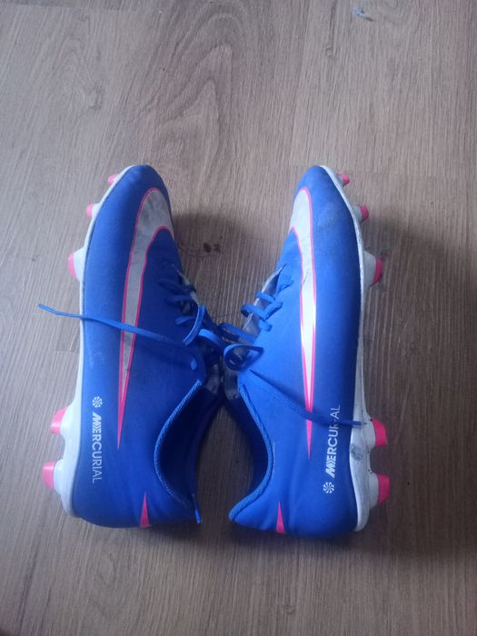 Chuteira Mercurial Azul