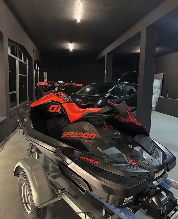 Mota de água seadoo Spark trixx
