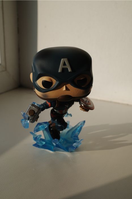 Funko Pop Капітан Америка з молотом Тора #45137