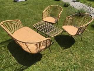 SPRZEDAM - Zestaw ogrodowy stół i krzesła