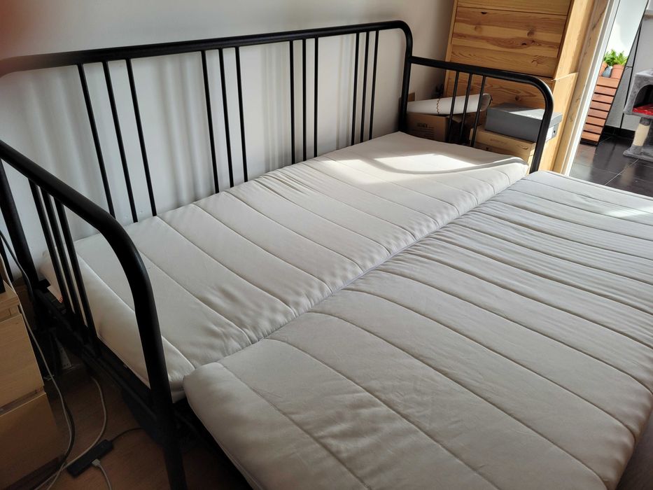 Cama FYRESDAL com 2 colchões
