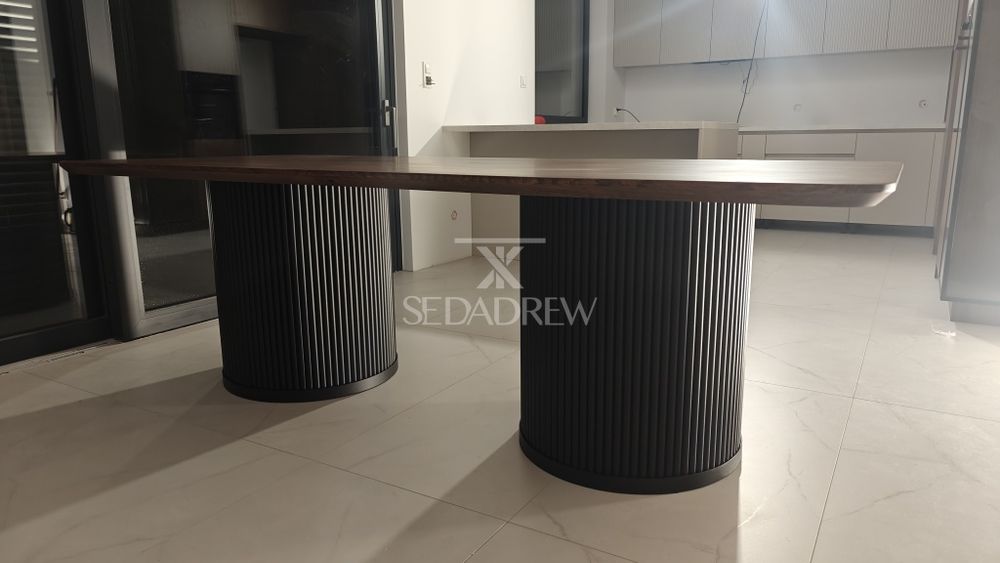 Stoły dębowe stoliki regały szafki RTV lite drewno na wymiar