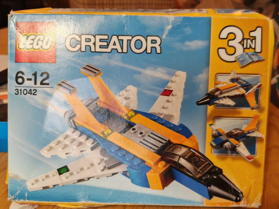 Conjuntos lego Creator Avião 31042 e  carro 31087
