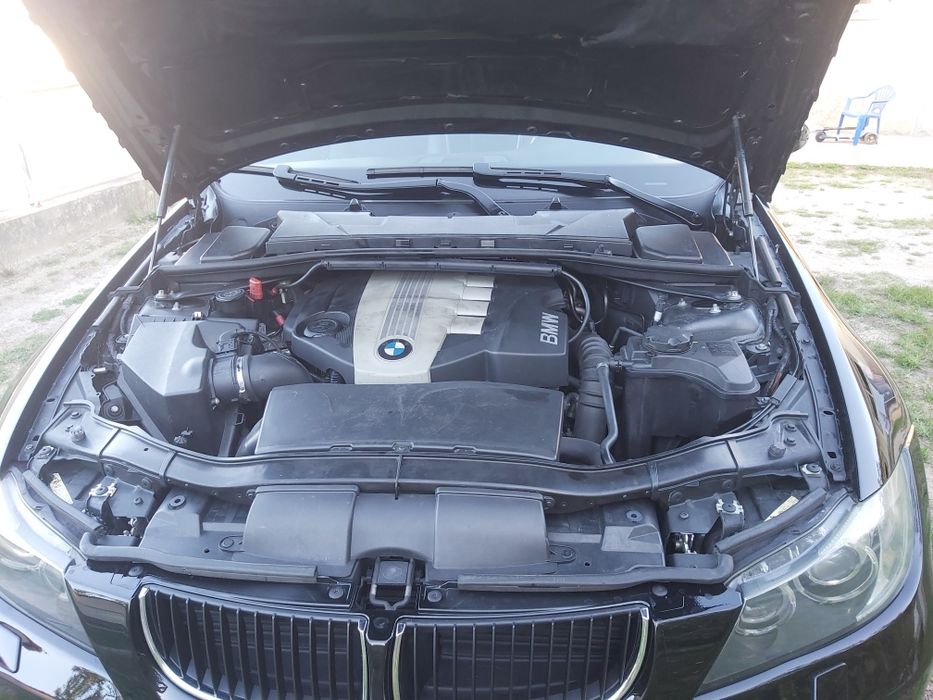 Vendo BMW 318d  e91  nacional de 2008