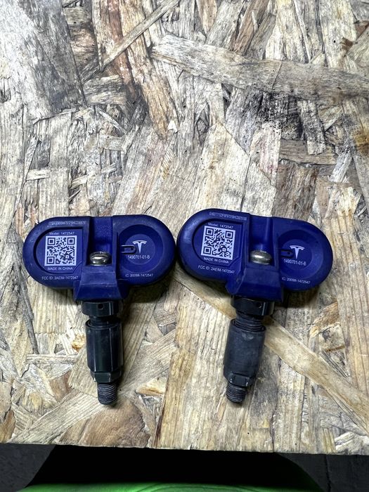 Датчик тиску Тесла Разборка Киев 1490701-01-В