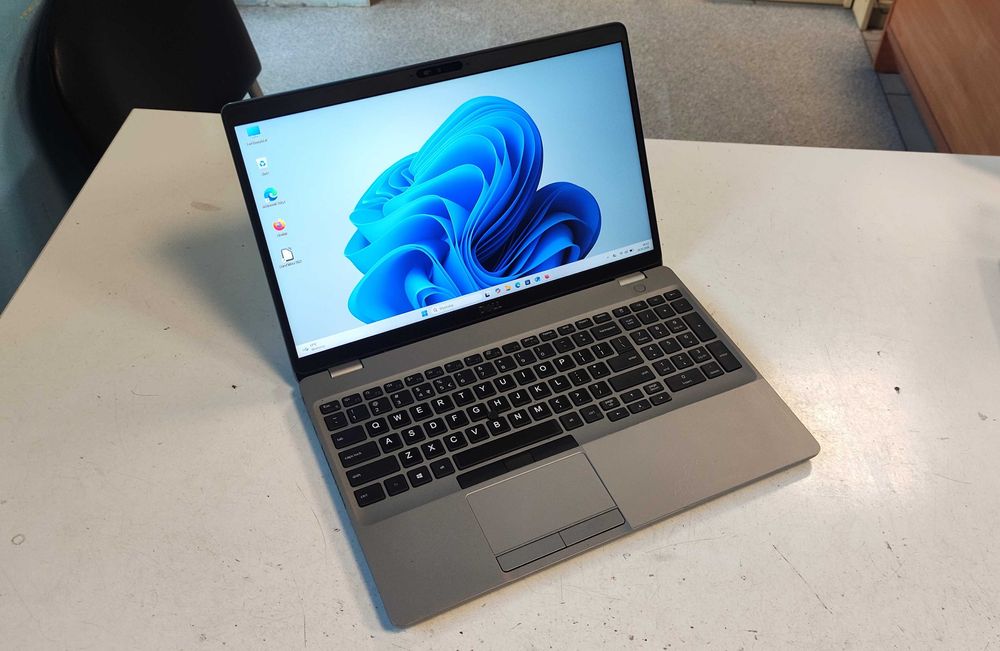 Laptop Dell Latitude 5510, i5-10310U, 16GB, SSD 512 GB, 15,6" FHD Win 11 Pro