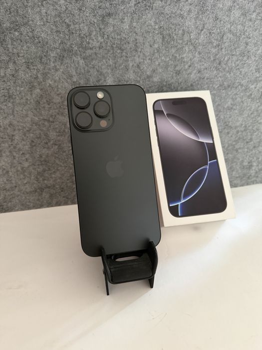 Troco/Vendo Iphone 16 Pro Max 256GB Black titanium (Bateria 100%)