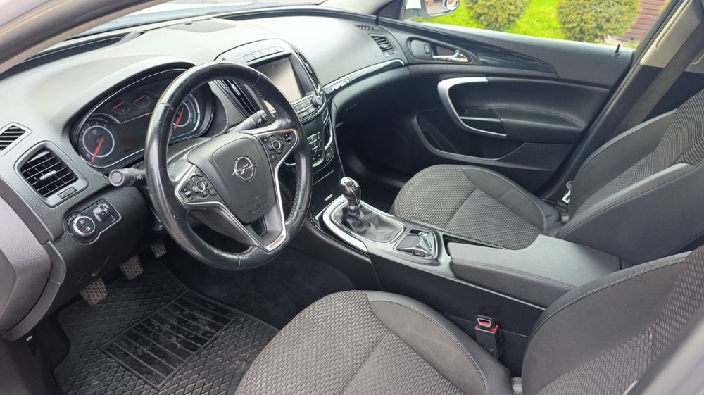 Opel Insignia 2.0 CDTI Sports Tourer, 163 к.с., 120 kW.