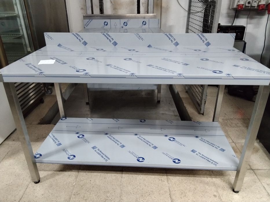 Mesa de trabalho inox