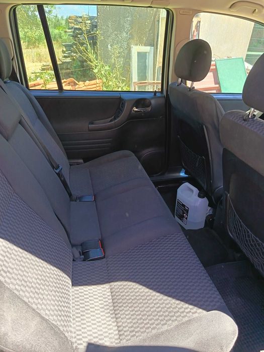 Opel Zafira A motor 2.2  125 CV  avariado