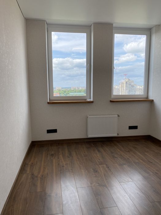 Продам 2 кімнатну квартиру в новобудові( Корбутівка )