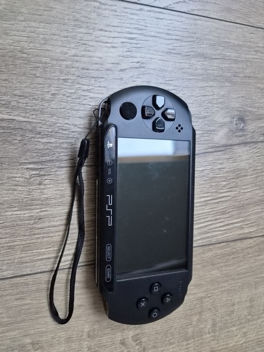Sony PSP Street  E1004