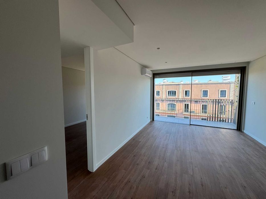 Aluga-se - Apartamento T1 no Condomínio Jardins da Seara - NOVO