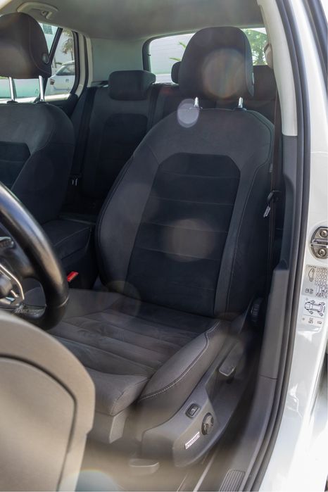 Golf 7.5  2018 1.4 com pack exterior R line