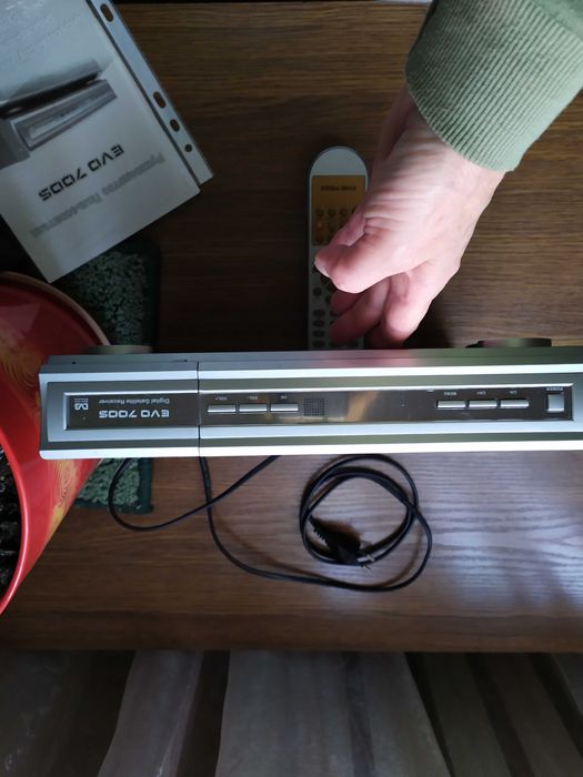 Цифровий супутниковий приймач EVO 700S